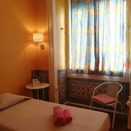 Guest house Pensao Royal *