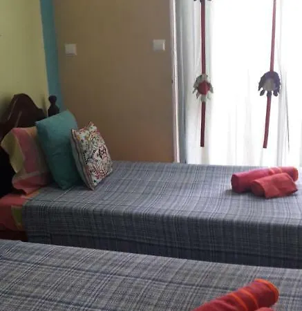 Pensao Royal Guest house *